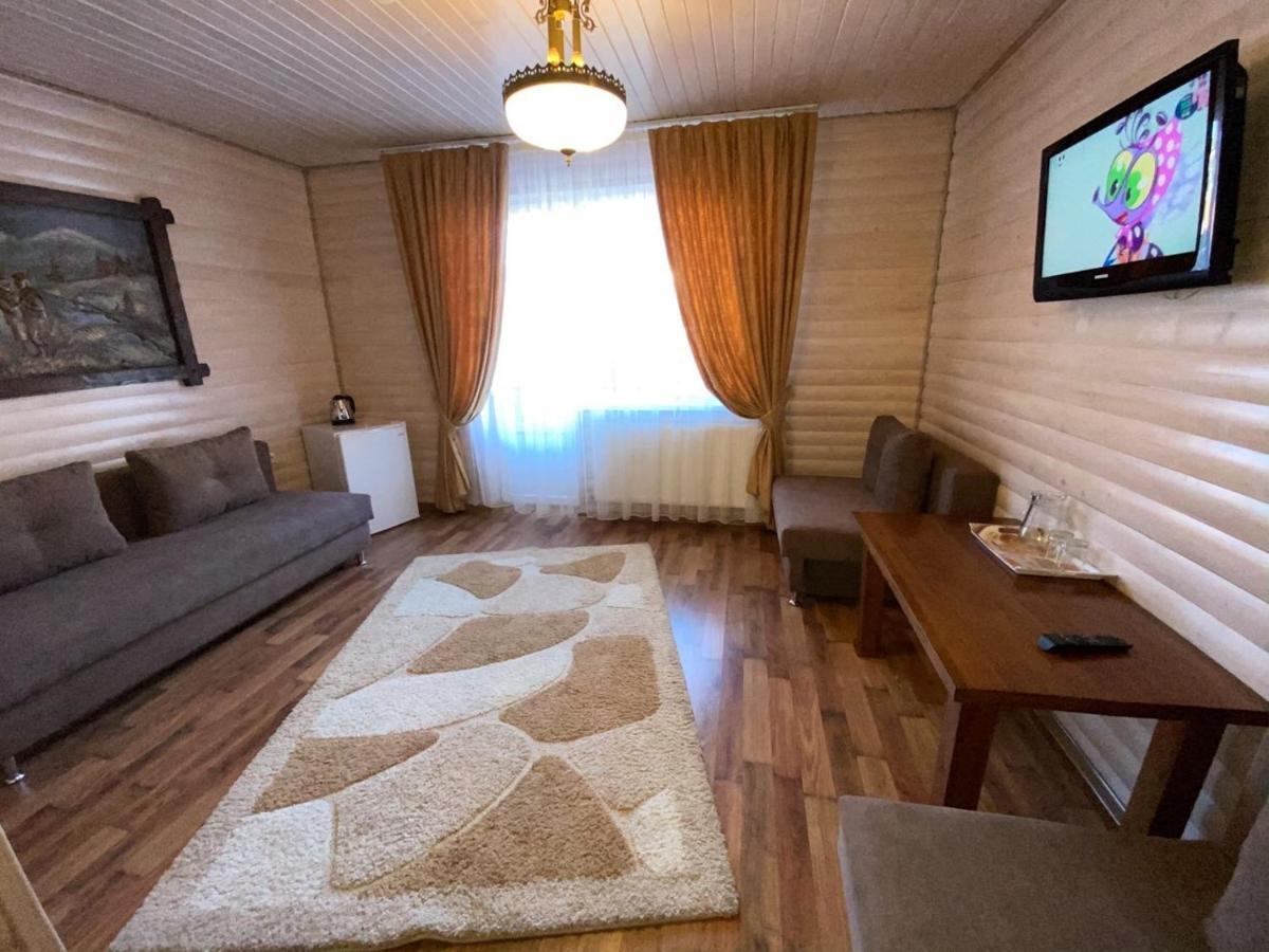 Villa Nikoletta Spa 布克维 外观 照片